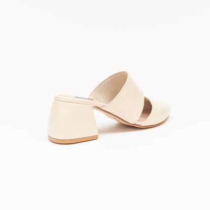Nora Beige