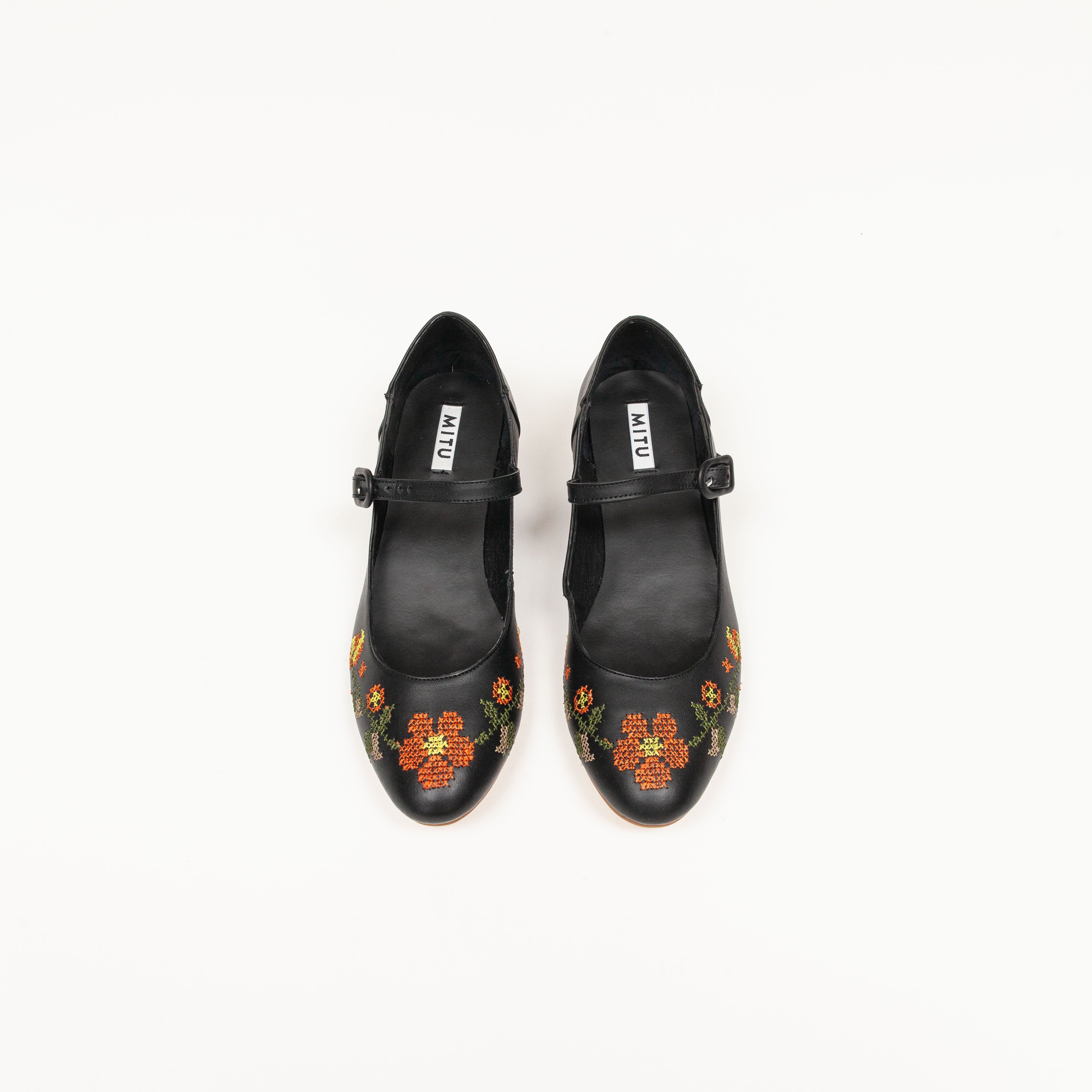 Lola Negro Flores