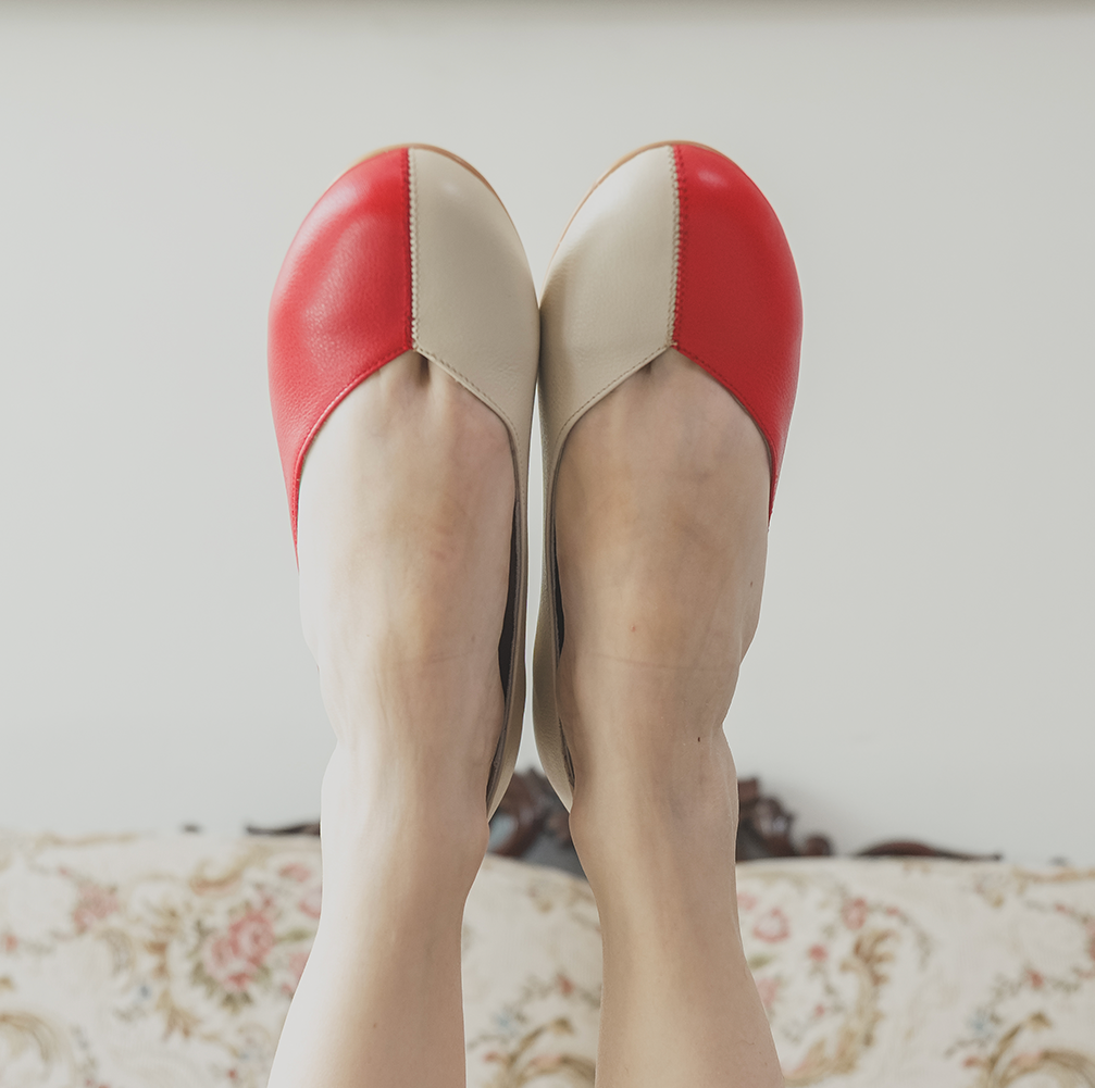 Ema Rojo y Beige
